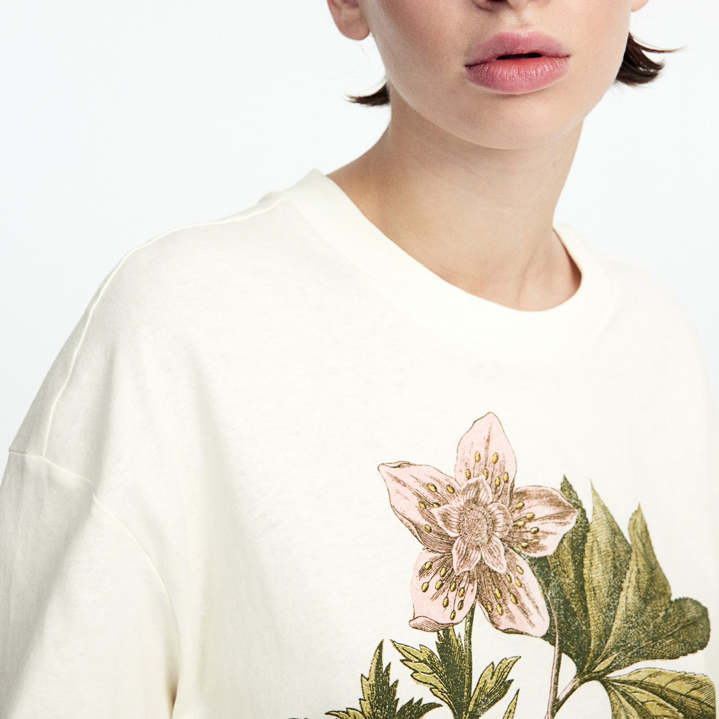 LA BOUTIQUE FLEURS Oversized T-shirt